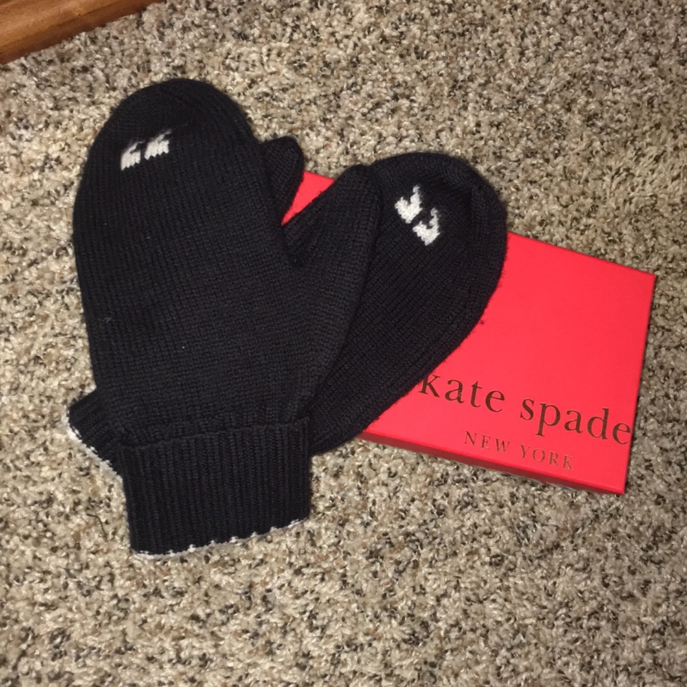 Never worn Kate Spade mittens